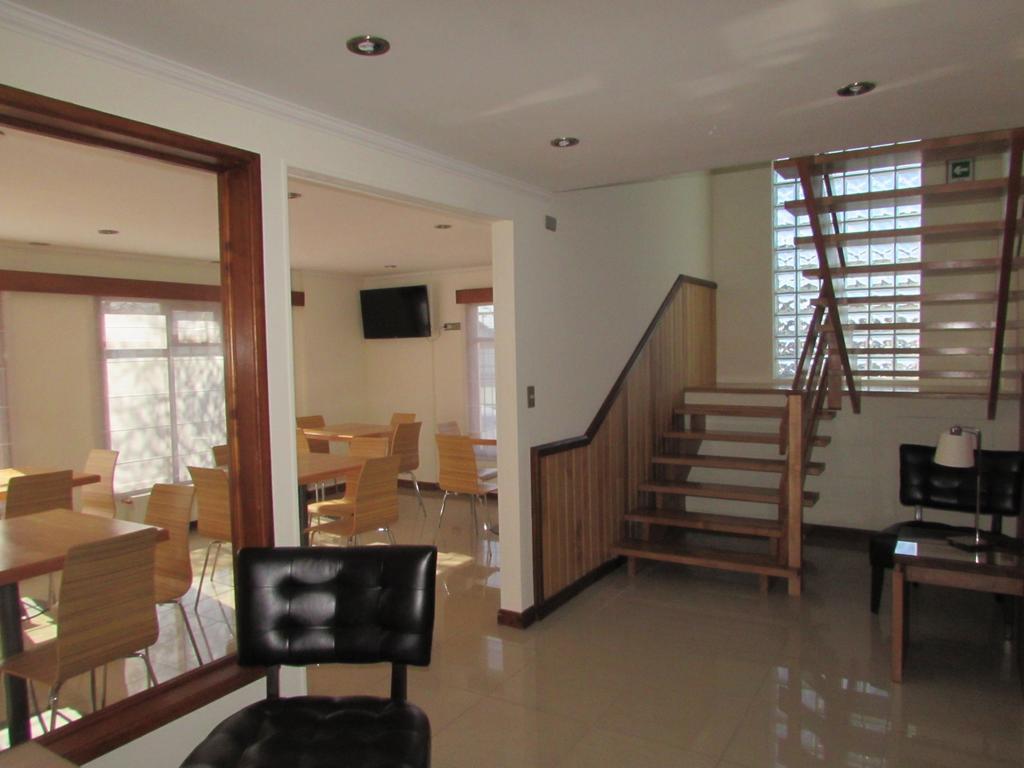 Hostal Buena Estancia Пунта-Аренас Экстерьер фото