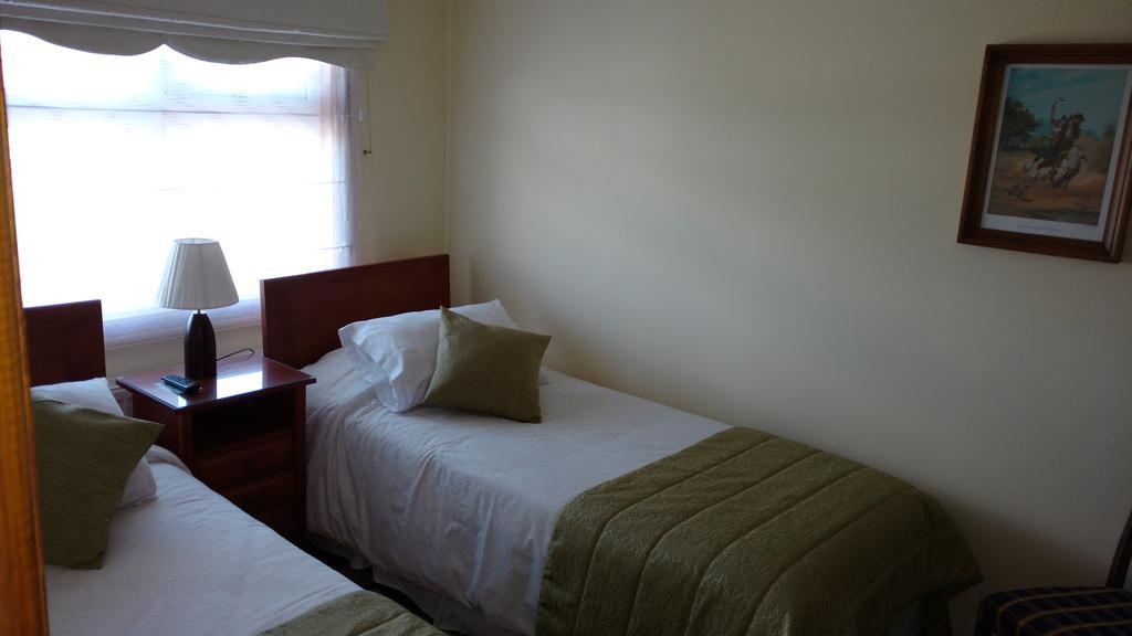 Hostal Buena Estancia Пунта-Аренас Экстерьер фото